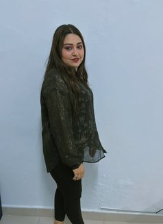 Honey - escort in Muscat Photo 4 of 4
