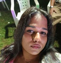 Honey - Transsexual escort in Hyderabad