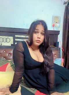 Honey - Transsexual escort in Hyderabad Photo 3 of 3