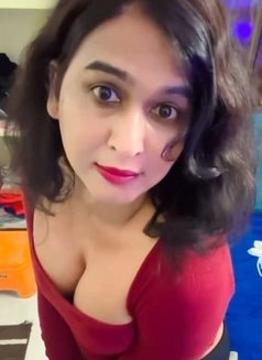 Honey - Transsexual escort in Hyderabad Photo 3 of 3