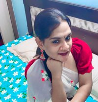Iam Honey premium pusssy girl - Transsexual escort in Hyderabad