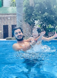 Honey - Male escort in Gurgaon Photo 6 of 13