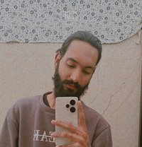 Honey - Acompañantes masculino in RIshikesh