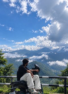 Honey - Male escort in RIshikesh Photo 6 of 7