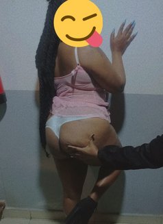 Honey🤤 - puta in Nairobi Photo 3 of 3