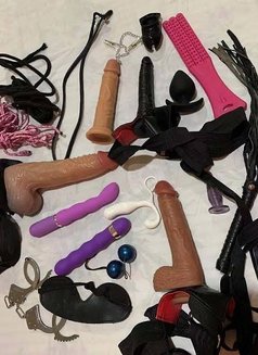 Honey Khalifa - escort in Thane Photo 4 of 12