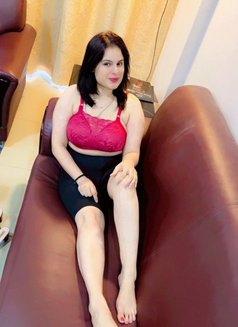 Soina Khan - escort in Al Juffair Photo 5 of 6