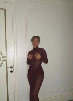 Honey Latina Girl - puta in Hyderabad Photo 6 of 15