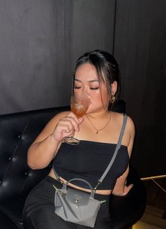 Honey Pie - puta in Bangkok Photo 7 of 10