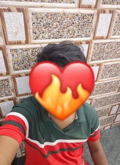 Honey(pussy) Licker - Male escort in Chennai Photo 4 of 4
