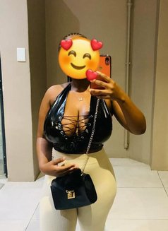 Honey Queen Melon Boobs just arrived - escort in Mumbai Photo 1 of 4