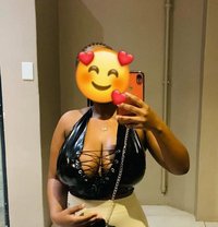 Honey Queen Melon Boobs just arrived - escort in Mumbai