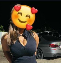 Honey Queen Melon Boobs just arrived - escort in Mumbai