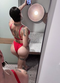 Honey Rose Aussie - Acompañantes transexual in Bangkok Photo 5 of 7