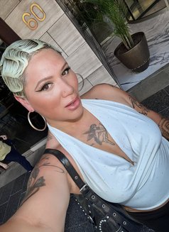 Honey Rose Aussie - Acompañantes transexual in Bangkok Photo 7 of 7