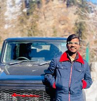 Honey Singh - Male escort in Noida