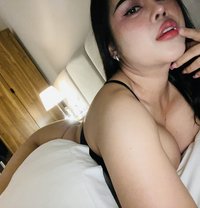 Honey - masseuse in Al Juffair