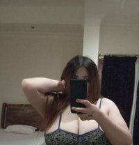 Honey - escort in Al Manama