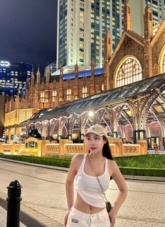 Honey - escort in Bangkok Photo 9 of 9