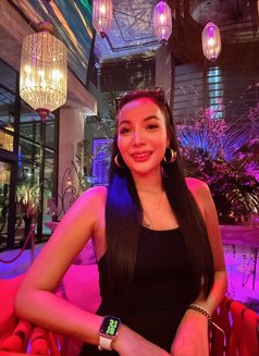 Honey - escort in Bangkok Photo 5 of 8