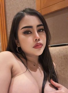 Honey - escort in Khobar Photo 6 of 10