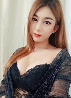 Honey - Intérprete transexual de adultos in Chiang Mai Photo 23 of 27