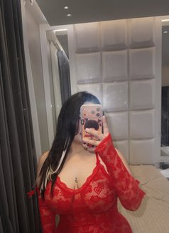 Honey vip service - Dominadora in Hong Kong Photo 5 of 10