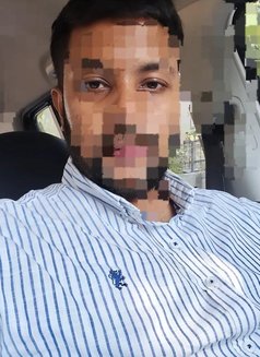 Honey105 - Male escort in Noida Photo 1 of 3