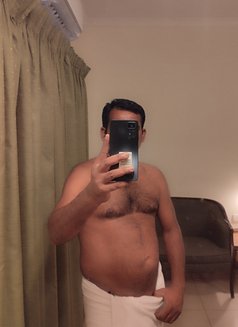 Honeyboy - Acompañantes masculino in Bangalore Photo 12 of 13