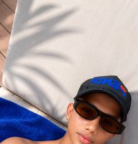 Honeybunny - Male escort in Manila