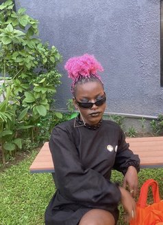 Honeydrop - Transsexual escort in Lagos, Nigeria Photo 1 of 4
