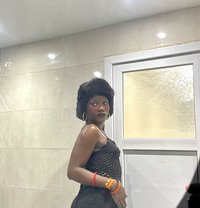 Honeydrop - Acompañantes transexual in Lagos, Nigeria