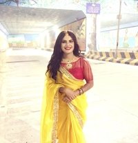 Honeyhoney - Transsexual escort in Hyderabad