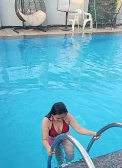Honeylyn - escort in Dubai Photo 1 of 4