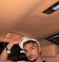 Honeymoon - Male escort in Dubai