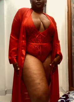 Honeywet - Dominadora in Johannesburg Photo 1 of 3