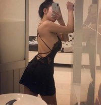Hong Nhung - escort in Abu Dhabi