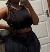 Hook - escort in Yokohama