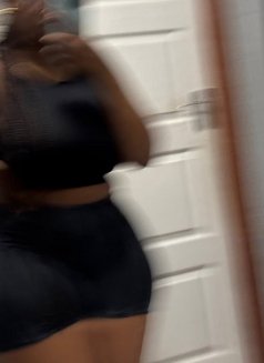 Hook - escort in Kyoto Photo 2 of 3