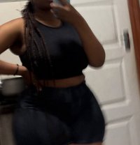 Hook - escort in Yokohama