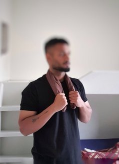 Hookups Only - Acompañantes masculino in New Delhi Photo 2 of 2