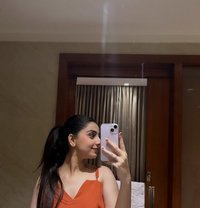 Hoor Indian Model - escort in Dubai Photo 1 of 4