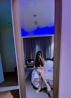 Hope - escort in Dubai Photo 4 of 5