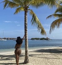 Hope - puta in Maldives