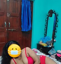 Horny arohy - puta in Candolim, Goa