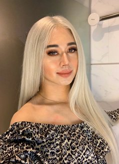 Horny BabyGirl - Transsexual escort in Kuala Lumpur Photo 24 of 27