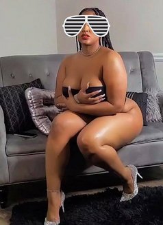 Horny Bitch Halla - adult performer in Amman Photo 4 of 4
