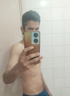 Horny dick Only for Women - Male escort in Al Manama Photo 4 of 12