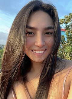 Horny Bubbles - Transsexual escort in Manila Photo 4 of 4