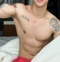 Discreet Private Versa for Man & Woman - Male escort in Dubai